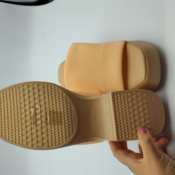 New Platform Sandal in Tan/Peach by Dreampairs Size 9 - Picture 10 of 10